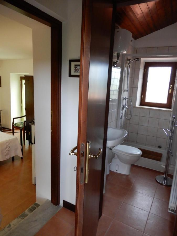 Bed and Breakfast Il Gelsomino Frasso Sabino Exterior foto