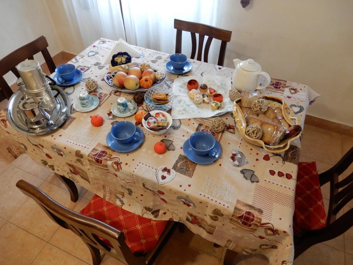 Bed and Breakfast Il Gelsomino Frasso Sabino Exterior foto